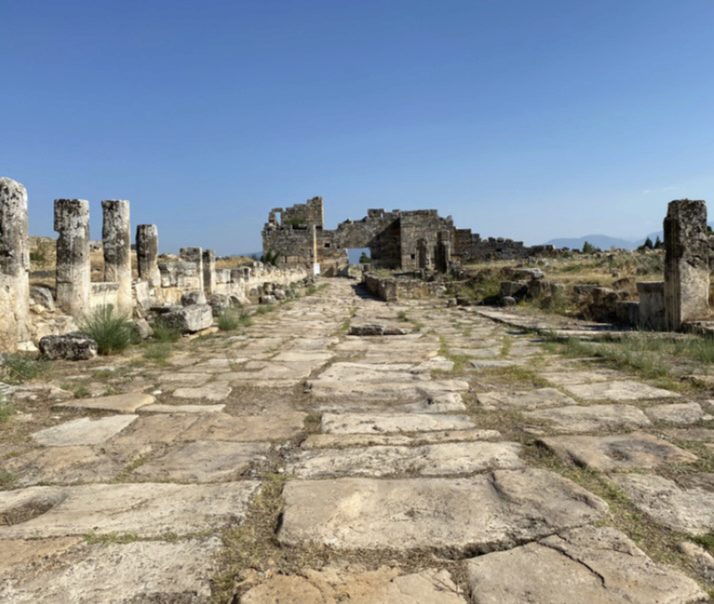 Spacer uliczkami Hierapolis