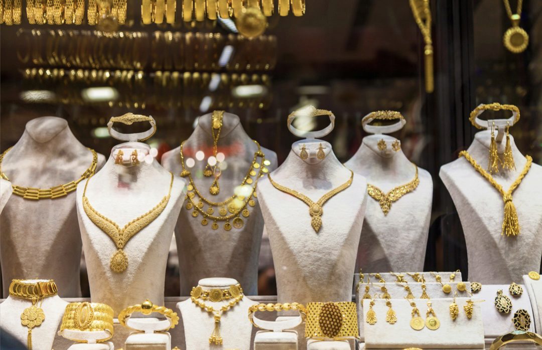 Złote wyroby u jubilera w Turcji